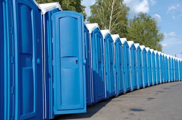Best Porta potty delivery and setup  in Tipton, IN